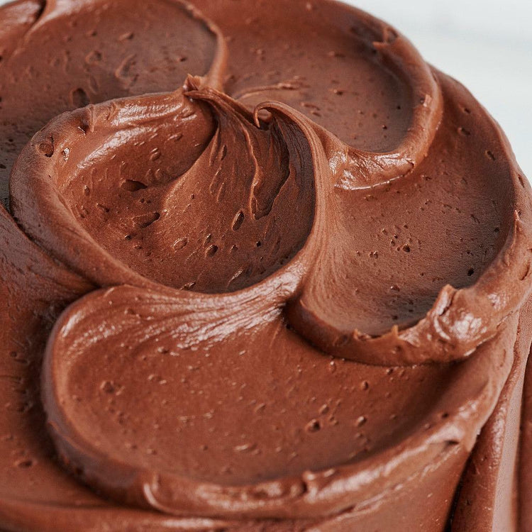 6-inch Old-Fashioned Diner Cake with swirled chocolate frosting